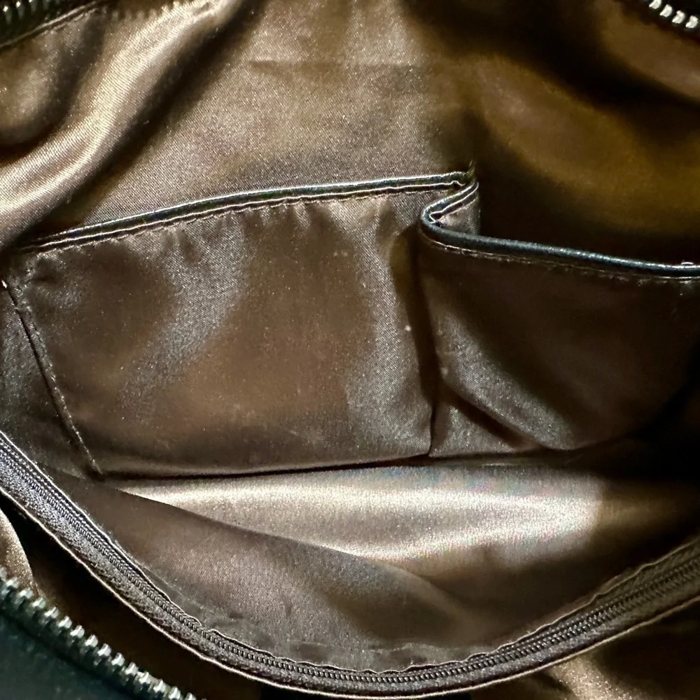HESHE,Black Casual, Leather Hobo Hand/Shoulder Bag With High Quality Silver Trim